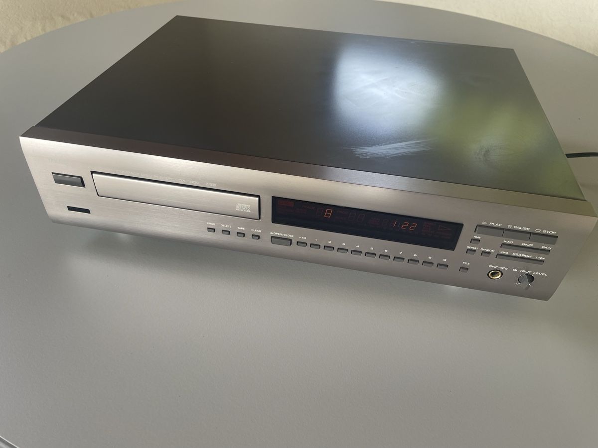 Yamaha Audio- & Mediensysteme: YAMAHA CDX-1050, CD-Player – Gebraucht aus Zürich von haeschesnonid