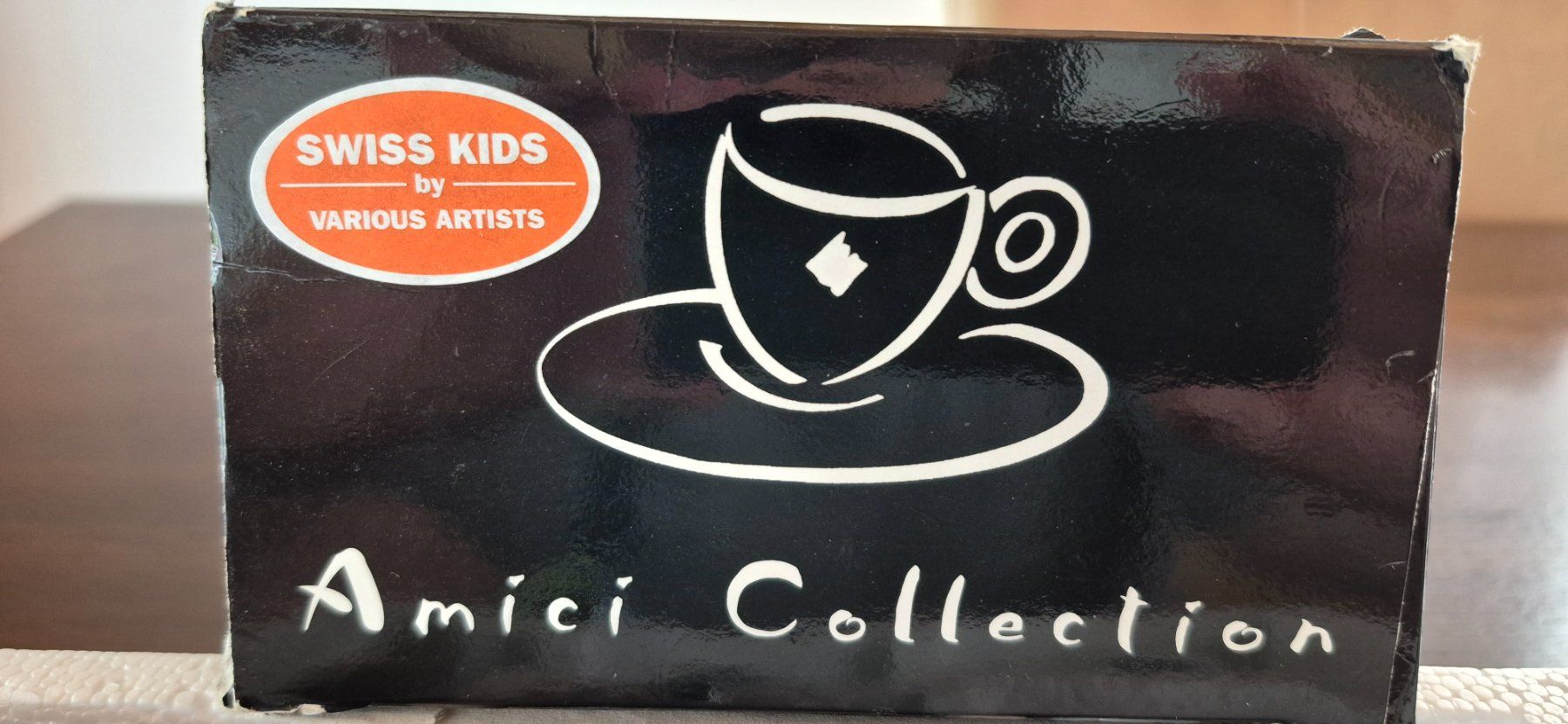 Amici Tazze: AMICI Artist Cups "Swiss Kids" – Usato da Eggersriet venduto da Fredb 5