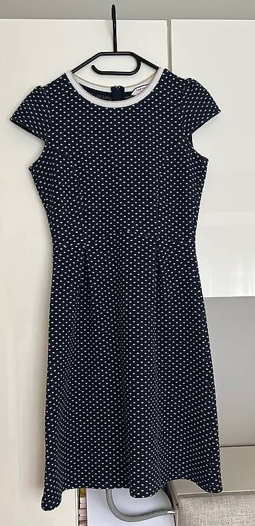 Vestiti: NAF NAF Kleid Grösse S – Usato da Basel venduto da Findus78