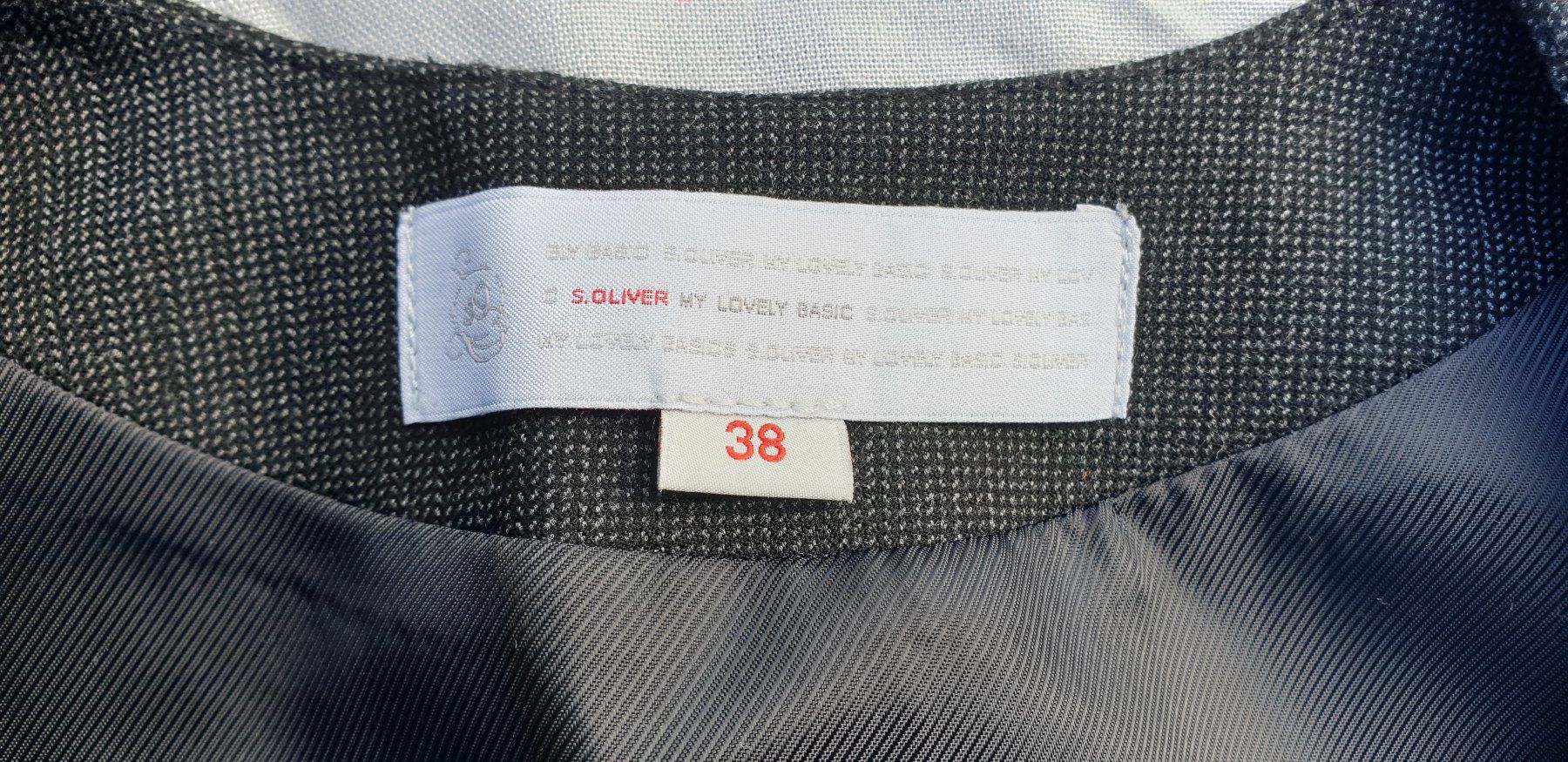 S.Oliver Completi & Tailleur: Businessanzug dreiteilig Gr. 38 – Usato da Brissago venduto da Schnatti01 5