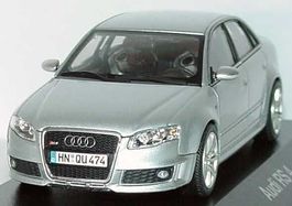 Audi RS4 Limousine 2005-2009 Lichtsilber met.      1:43