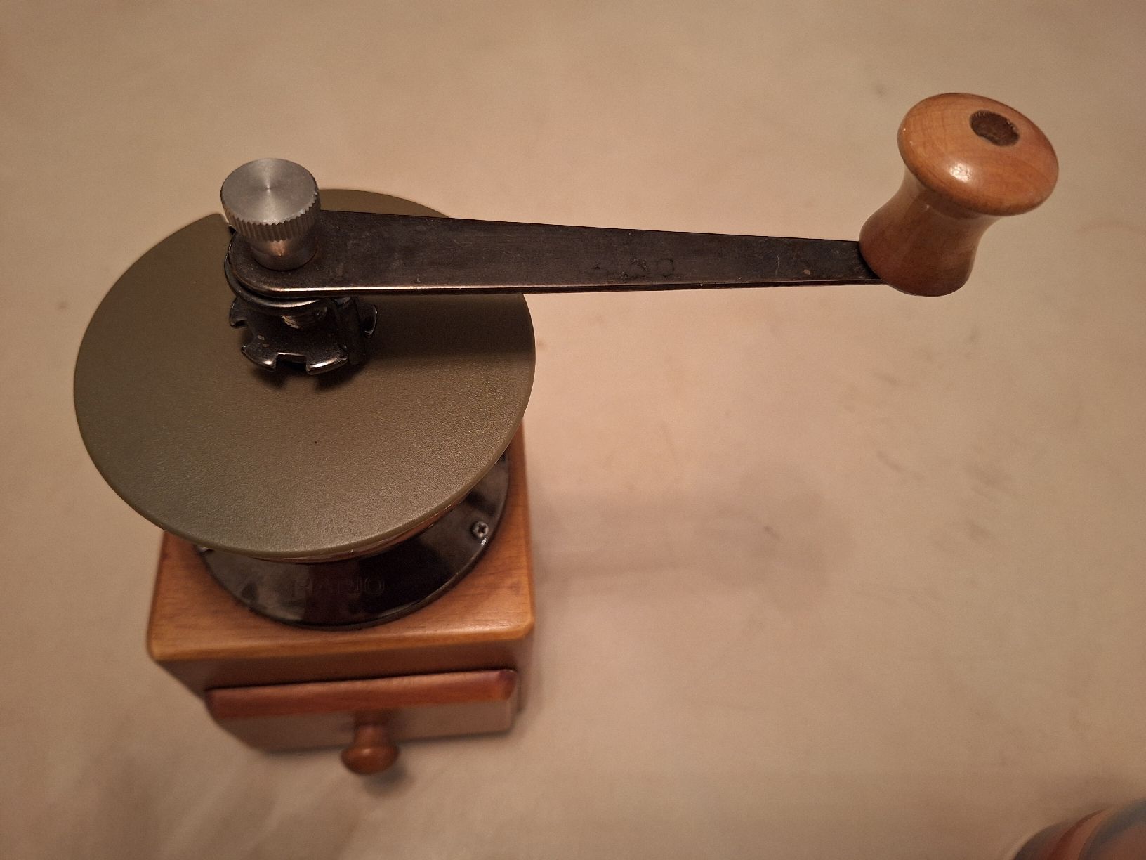 Küchengeräte: Kaffeemühle Retro / Style – Gebraucht aus Gersau von biancaneve82 1