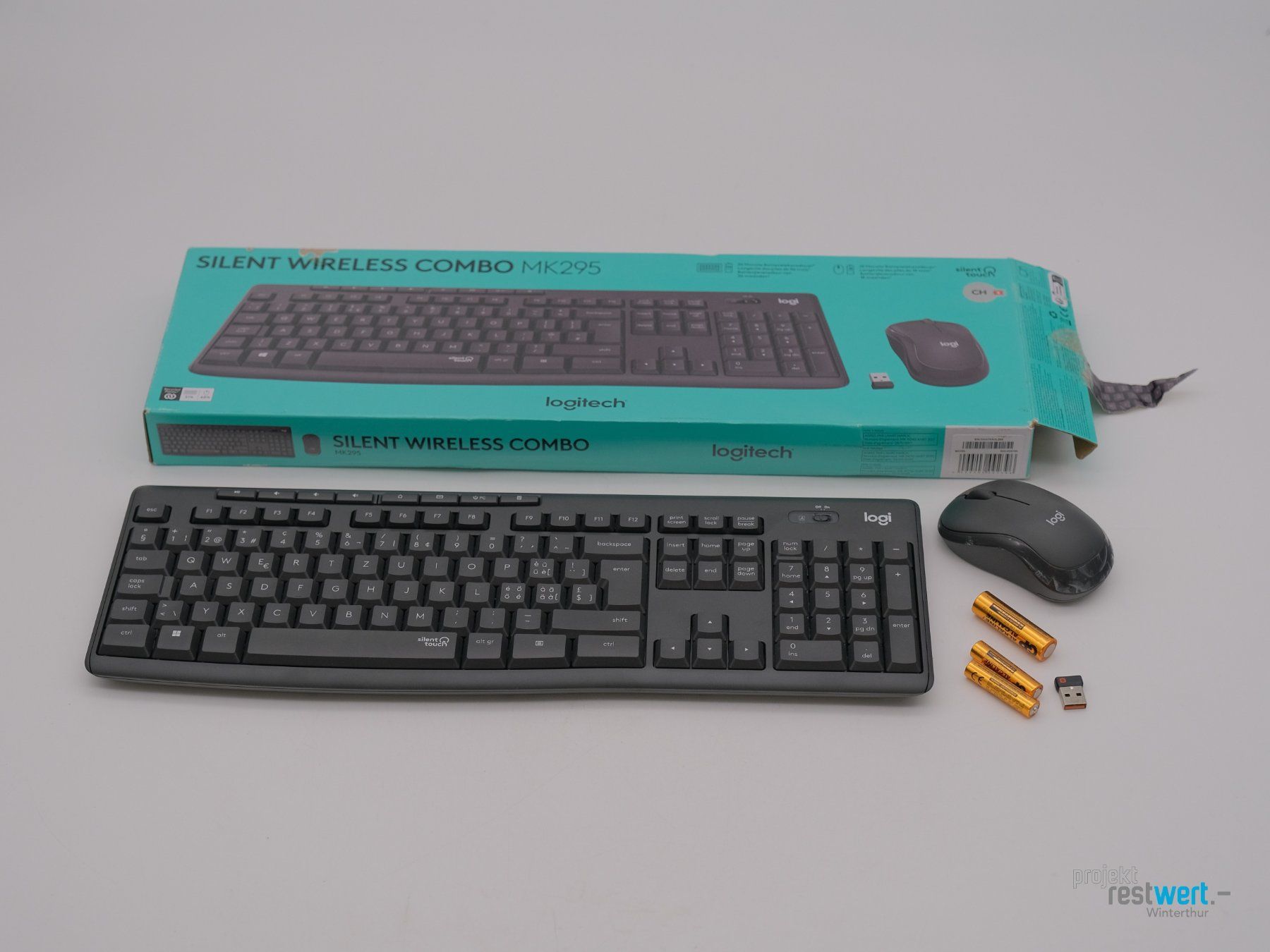 Logitech Tastiere: LOGITECH Wireless Combo MK295 Silent – Nuovo (secondo la descrizione) da Winterthur venduto da Restwert_Winterthur