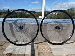 Gravel Laufradsatz STANS NoTubes mit XD Body 