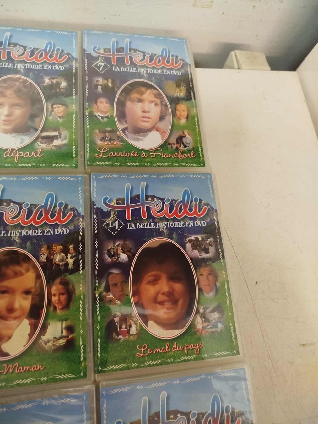 Tutti i DVDs: Dvd  Heidi – Usato da La Chaux-de-Fonds venduto da Emmaus2300CDF 6