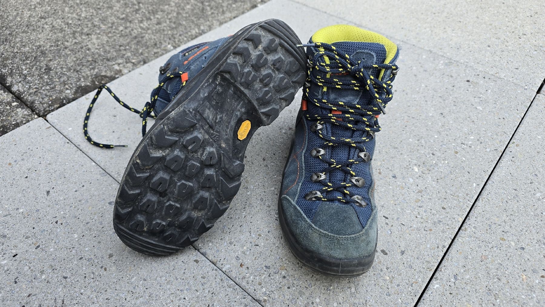 Lowa Scarpe da uomo: LOWA Kinder Wanderschuhe – Usato da Zürich venduto da maxx_66 2