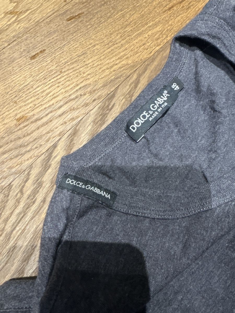 Dolce & Gabbana T-shirt: Dolce & Gabbana Grey T-shirt, Size 48 – Nuovo (secondo la descrizione) da Richterswil venduto da Ramar05