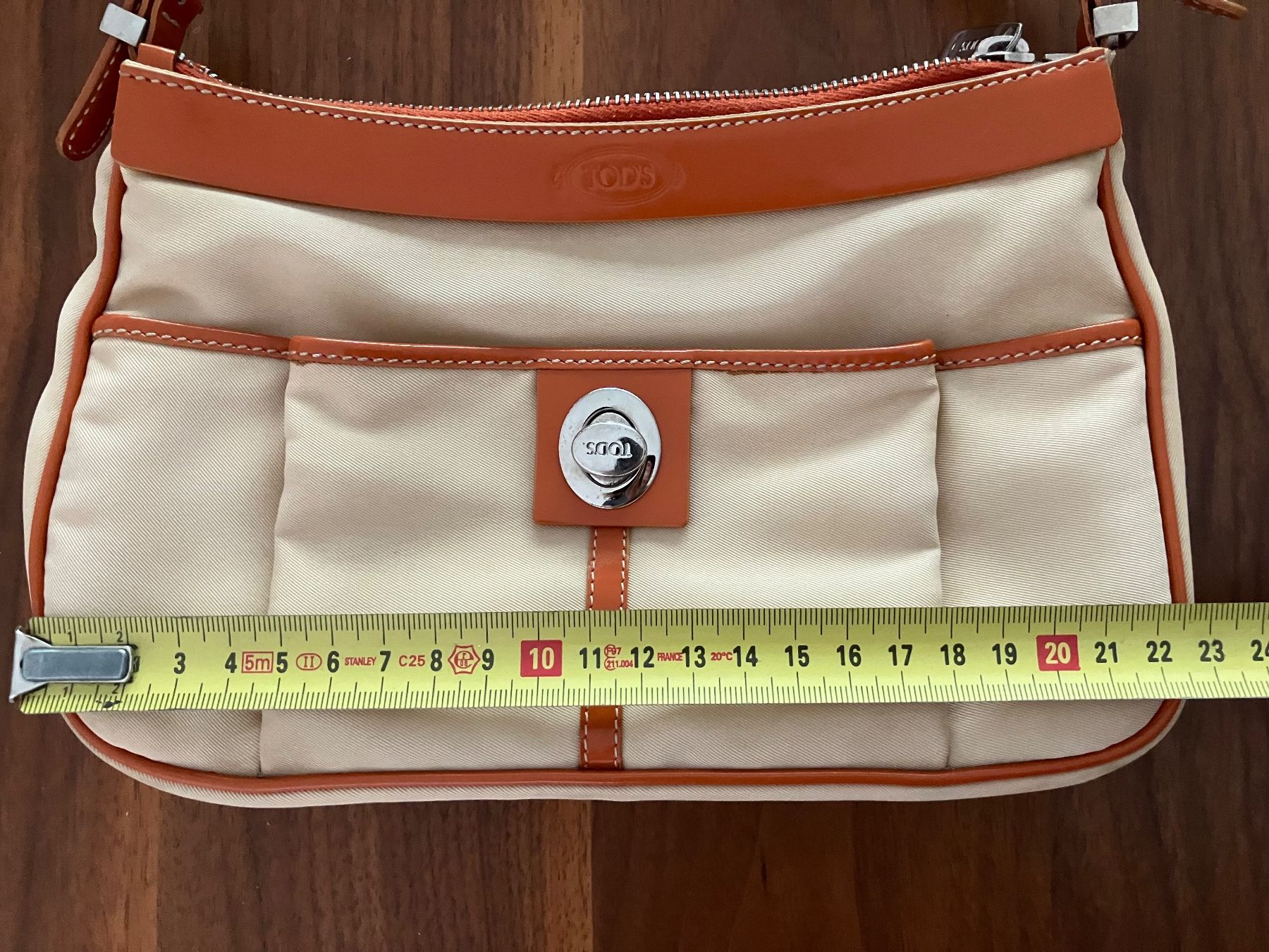 Tod'S Sacs femmes: TOD'S Tasche – D'occasion à Windisch par Lyudmila01 4