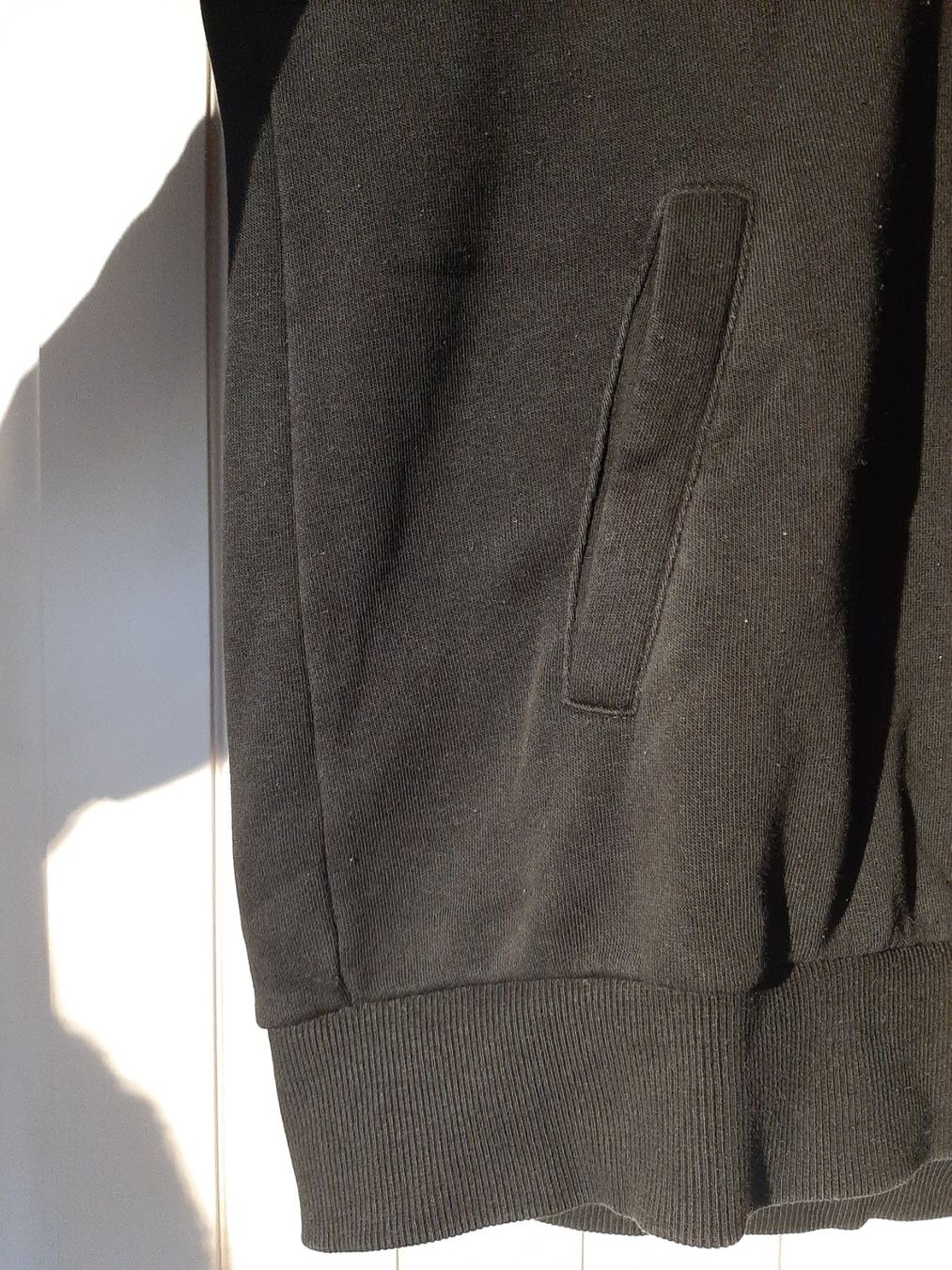 Na-kd Maglioni & Felpe: Schwarzer Hoodie in grösse S – Usato da Rheinau venduto da miriam_j 2