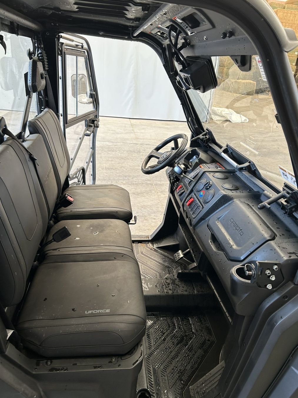Cf Moto Touring: CFMOTO UFORCE 1000 UTV – D'occasion à Altbüron par luc_2fl8 4