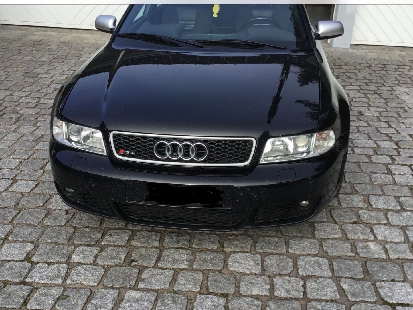 Audi Automobili: Audi Rs4 b5 – Usato da Couvet venduto da Saint-Jean-de-Luz700