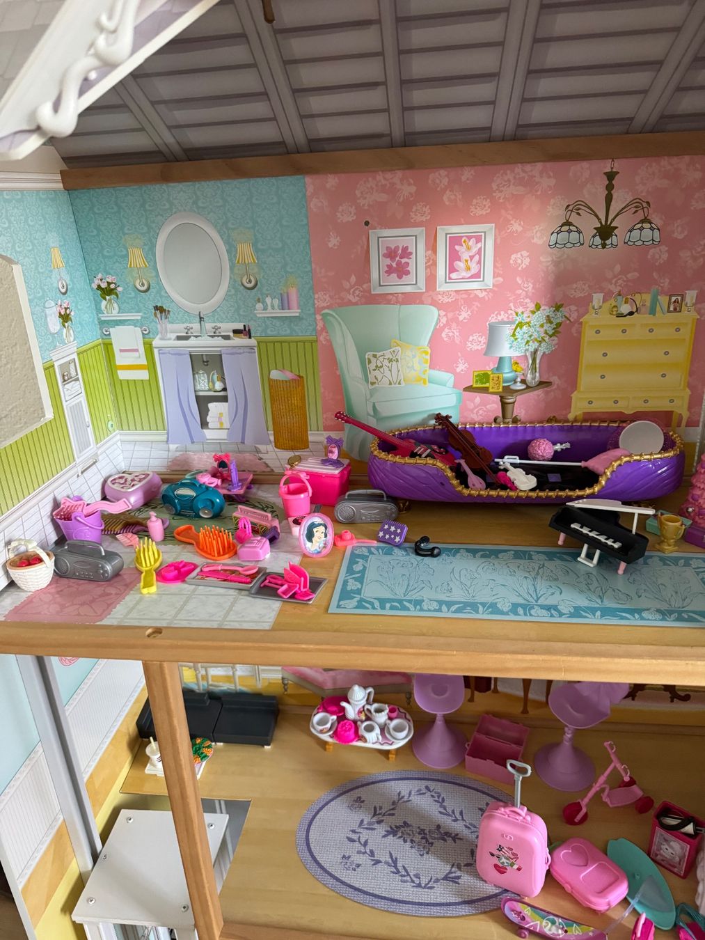 Barbie Case e mobili per bambole: Puppenhaus Inkl. Barbie – Usato da Herzogenbuchsee venduto da zukerka 1