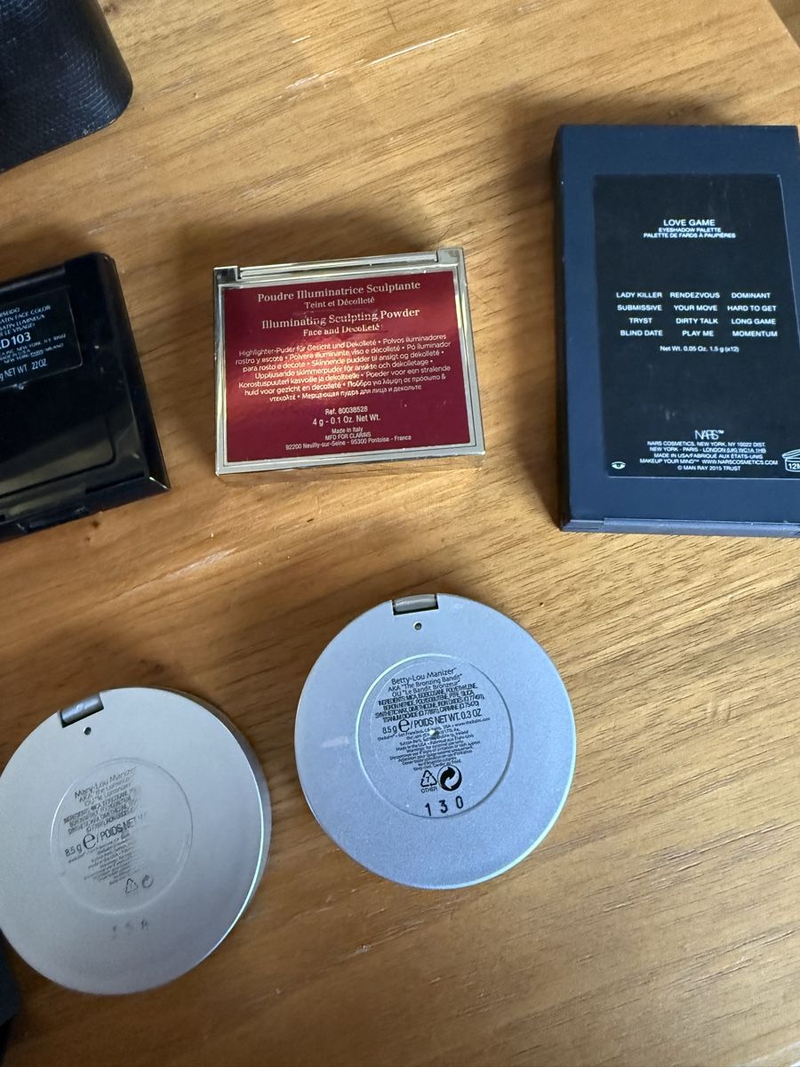 Make-up: Makeup Set Nars TheBalm Clarins Mixed Beauty Items – Nuovo (secondo la descrizione) da Zürich venduto da pinish 1