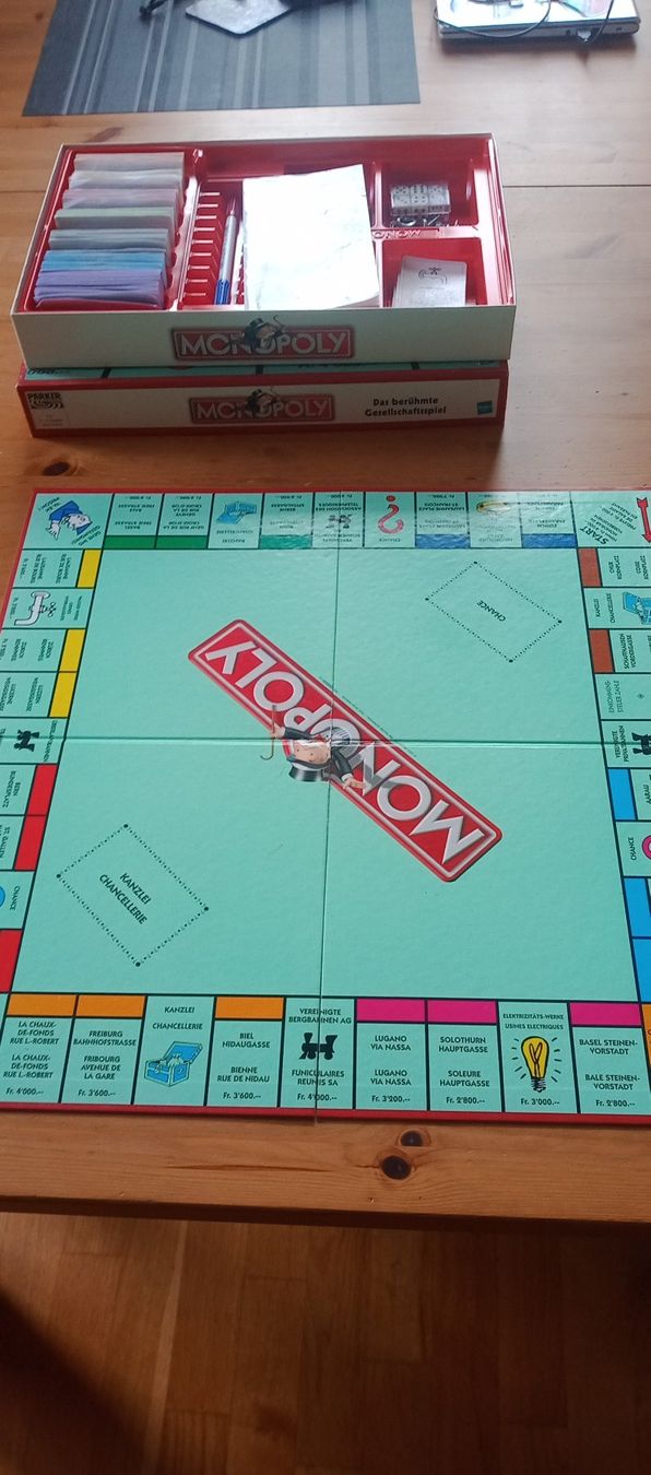 Giochi: Spiel Monopoly Schweiz gebraucht – Usato da Bürglen TG venduto da Heck66 2