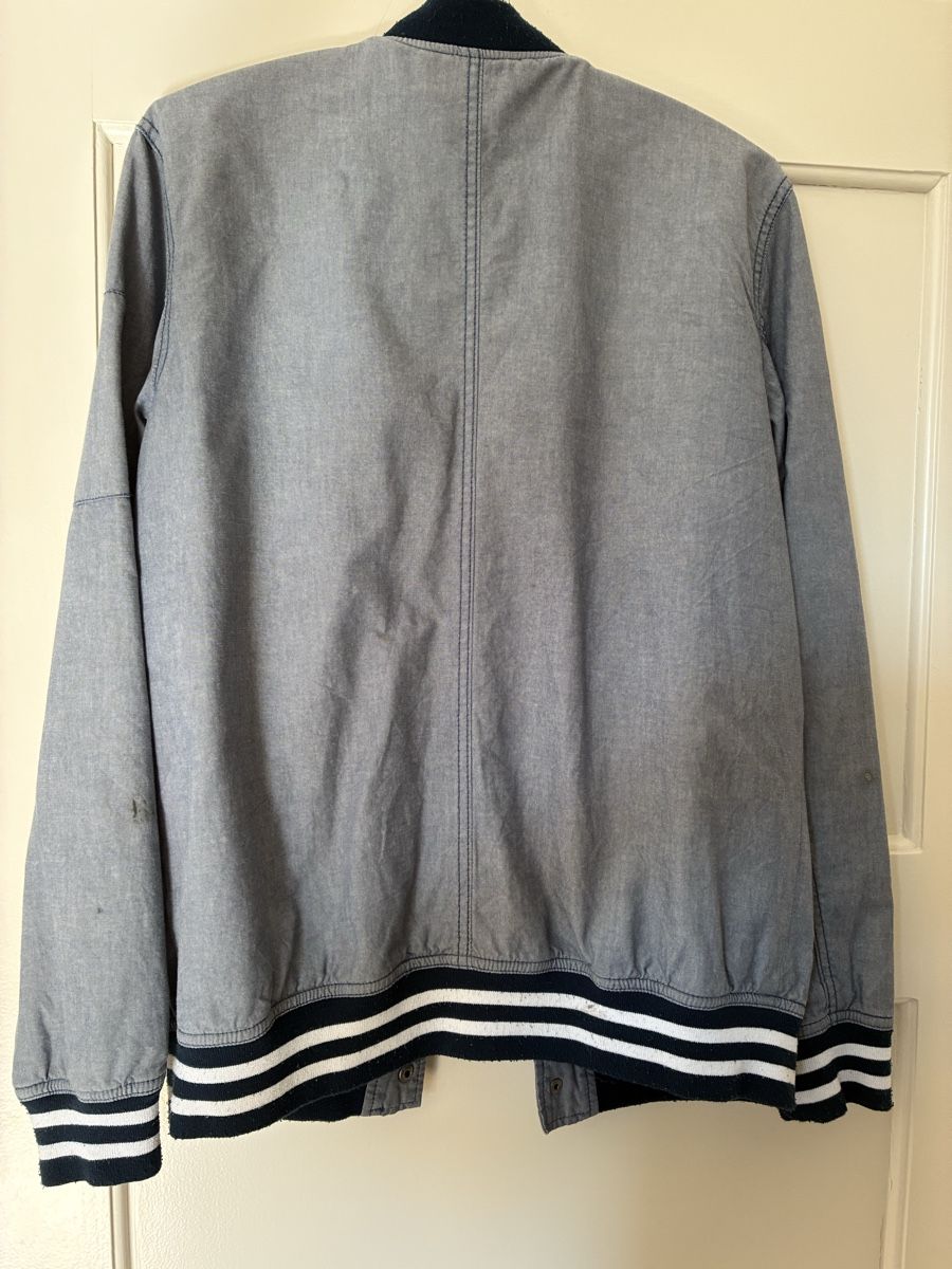 H&M Jacken & Mäntel: Bomberjacke / Collegejacke / Jeansjacke Gr. 170 – Gebraucht aus Biberist von wacholder 2