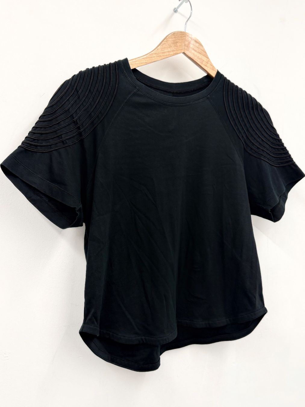 Issey Miyake T-shirt: Issey Miyake Mainline - Constructed Panel T-Shirt  - Black – Usato da Zürich venduto da serraphim 1