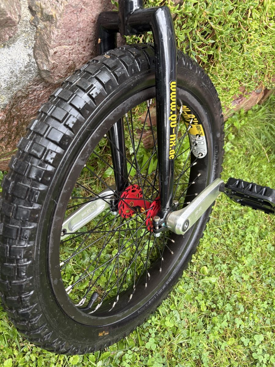 Qu-Ax Biciclette: Einrad – Usato da Mels venduto da Losbertschos 1