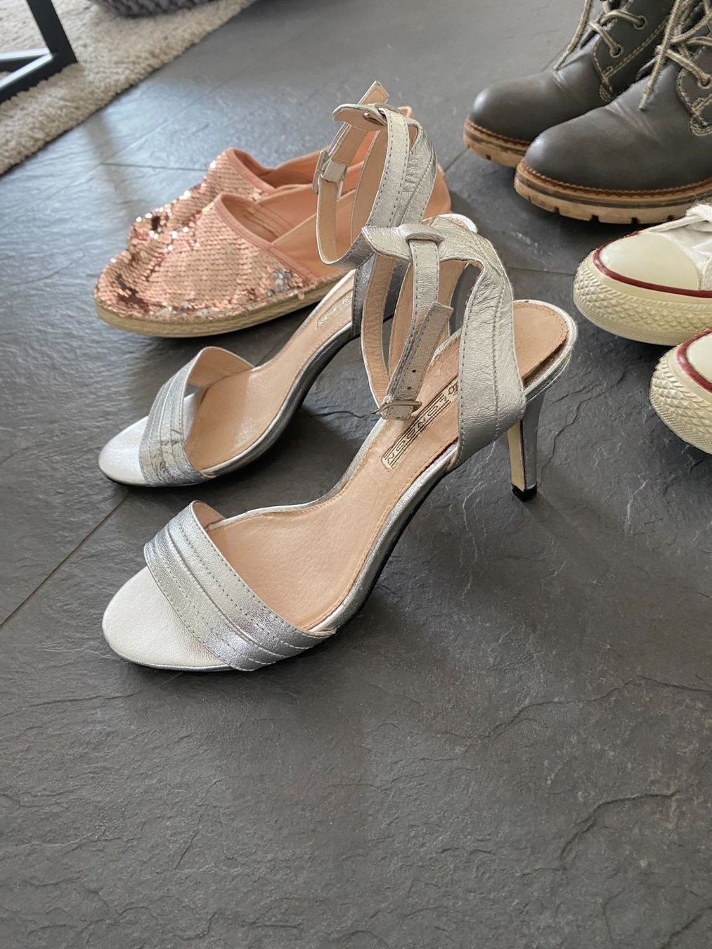 Damenschuhe: 4 Stk. Damen Schuhe-Set Gr. 37 – Gebraucht aus Bonstetten von VCLS 1