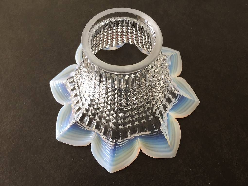 Lampadari & plafoniere: Antiker Kronleuchter mit 5 Glas-Schirm – Usato da Niederrohrdorf venduto da S056 3