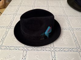 Stylish Stetson Playboy Fedora Hat - Size 7 1/8 - Black