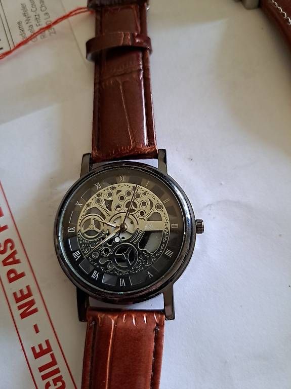 Orologi: Montre – Usato da La Chaux-de-Fonds venduto da atipik 4