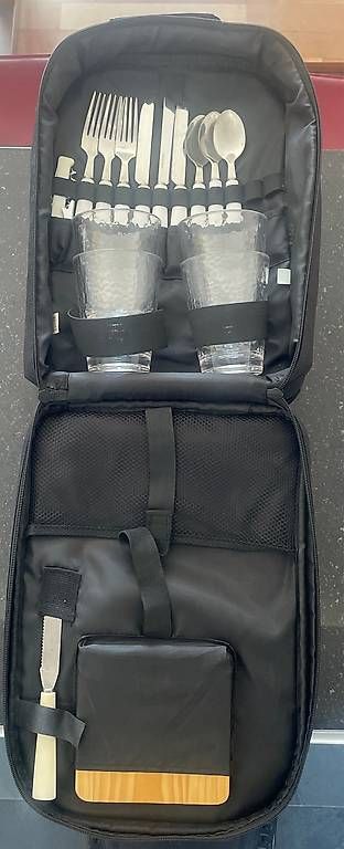 Set di piatti: Picknick Rucksack – Usato da Lyss venduto da Nicole71 1
