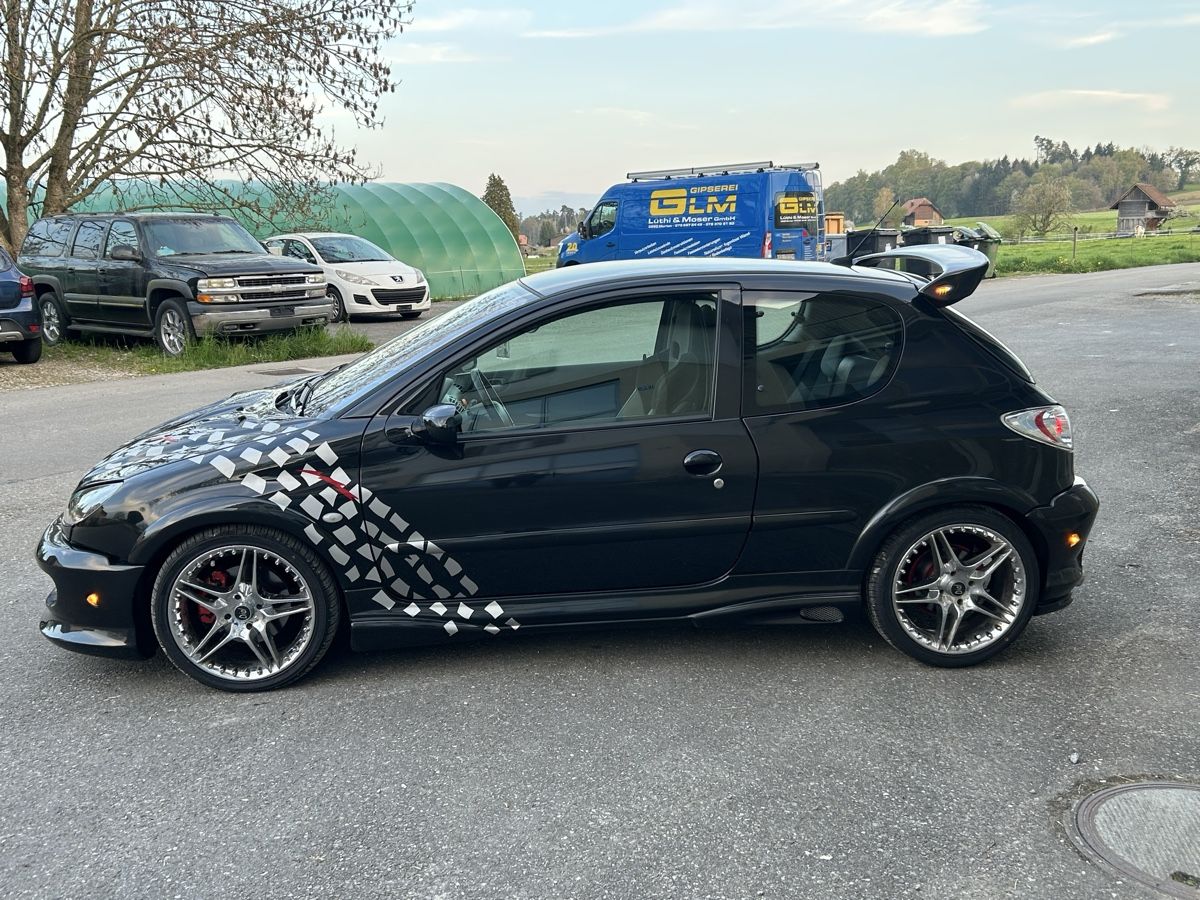 Peugeot Automobili: Peugeot 206 RC – Usato da Ulmiz venduto da fendt020