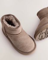 Mädchen Boots Etoupe Lammfell  Grösse 23