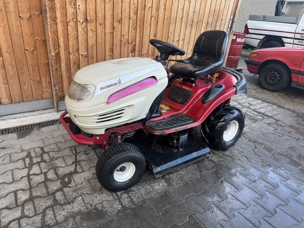Gutbrod Rasentraktor Altnull