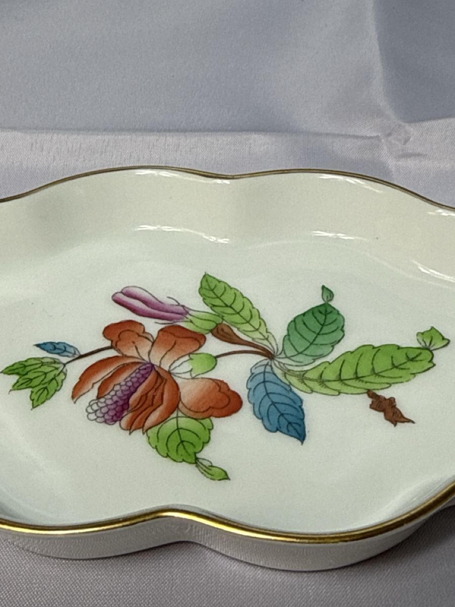 Herend Piatti di portata: Herend Schale 7705/VA Handgemalt Blumenmuster – Usato da Grenchen venduto da swiss.antiques 1