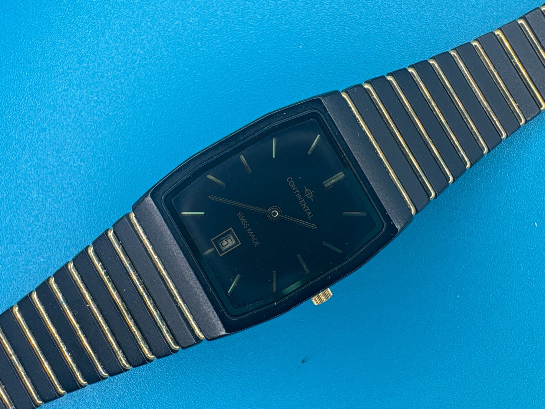 Continental Orologi: Continental Tank Uhr Quartz – Usato da Elgg venduto da Jo_Naj 3