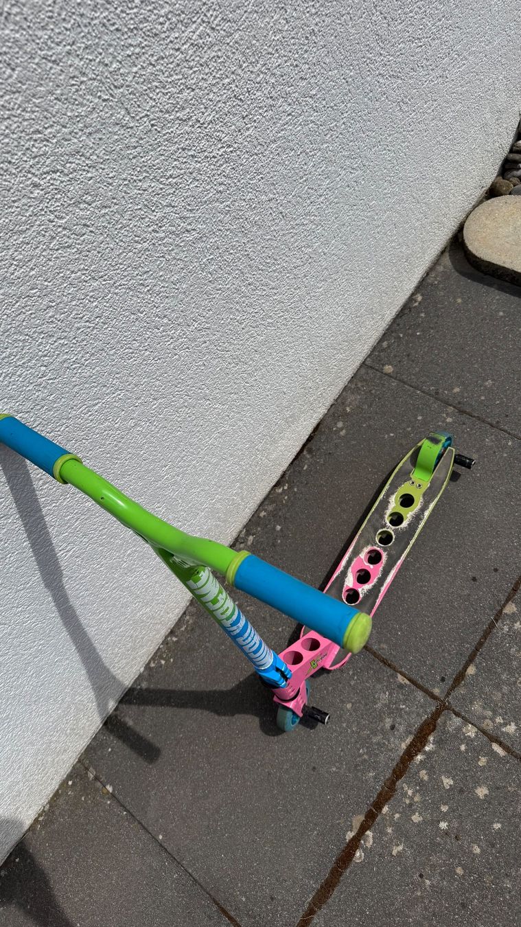 Scooters: Scooter Freestyle Pink/Grün – Gebraucht aus Staufen von BaKoAP 1