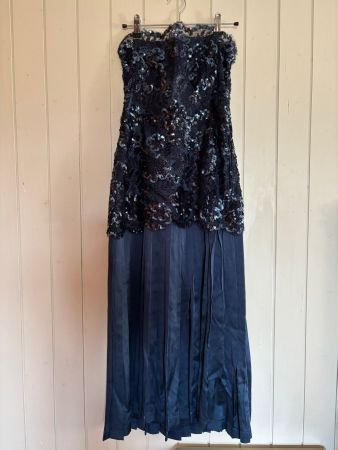 Kleid 100% Seide mit Pailletten in Blau gr. xs/s