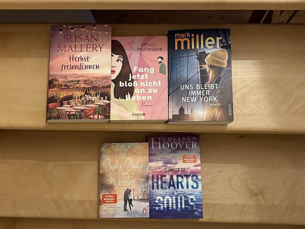 Libri: 5 Booktok Bestseller Romane – Usato da Müllheim Dorf venduto da Schja