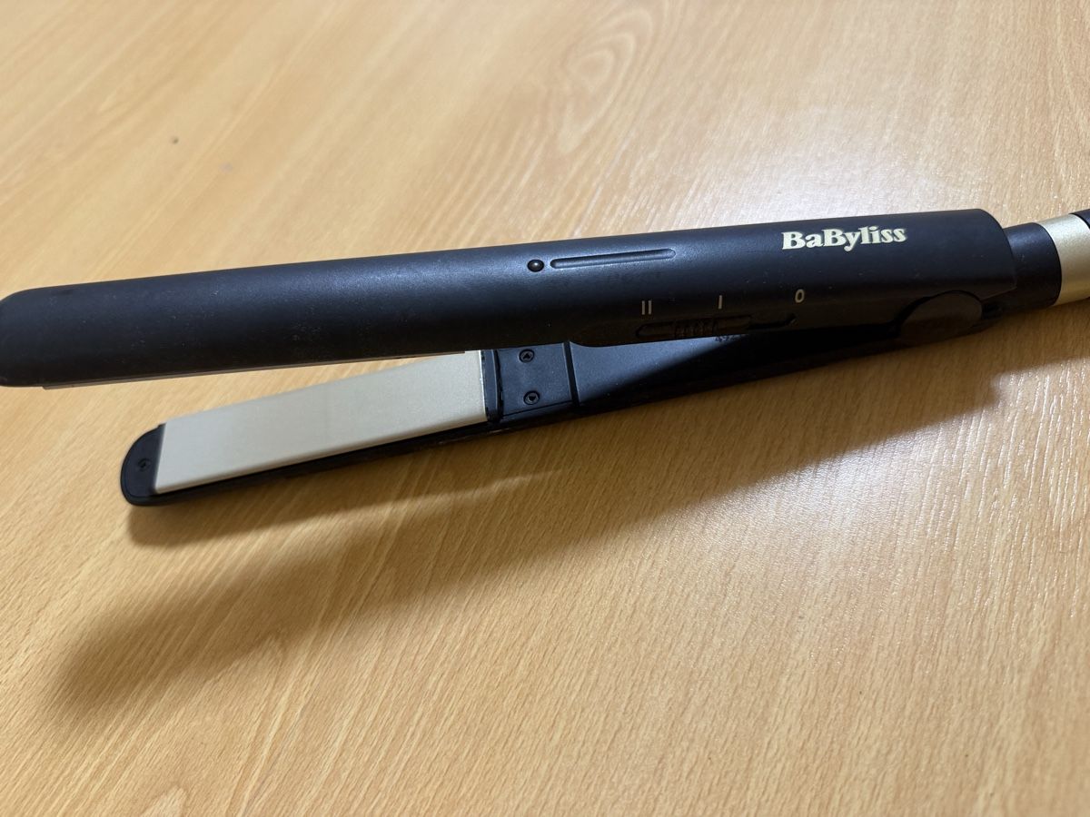 BaByliss Lockenstäbe & Haarglätter: Babyliss Glätteisen  – Gebraucht aus Visp von amwegsvenja 1