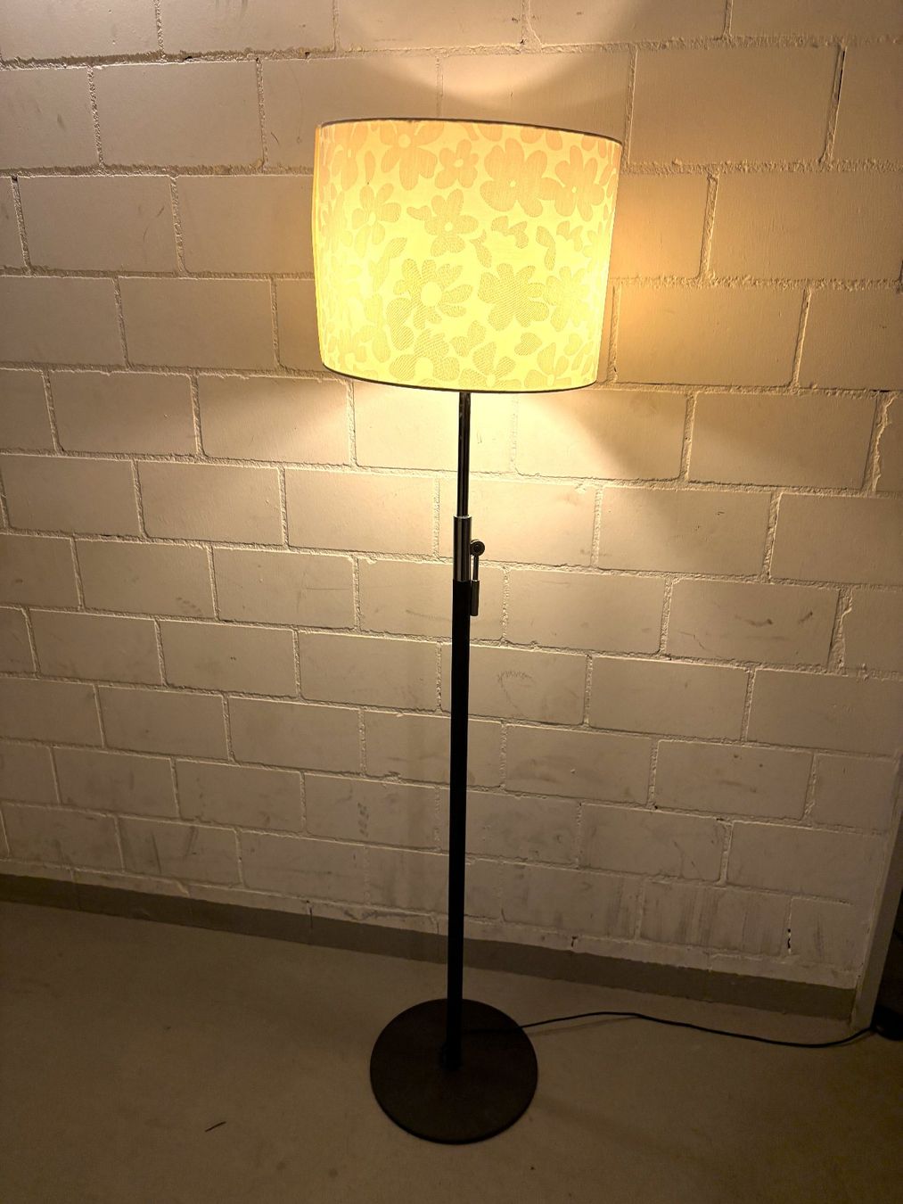 Lampes: Stehlampe von LUMIMARKT – Neuf (Voir description) à Glattbrugg par Ariel012 1
