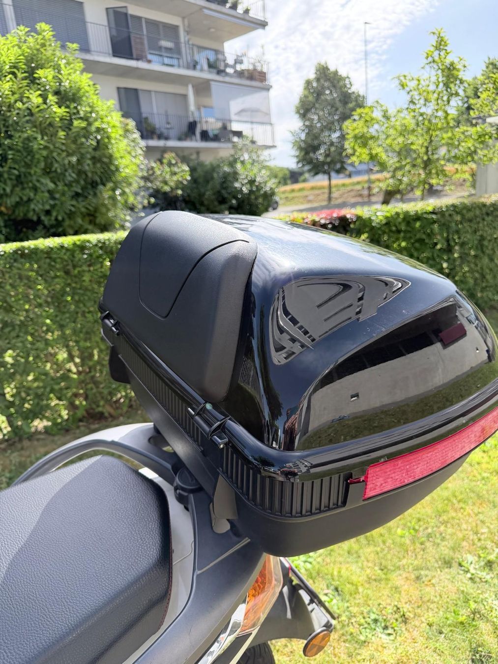 Tell Strada: VENGO Logik 125i Roller,weiss gr. Helmcase UPDATE !! – Usato da Murten venduto da Beat621 6