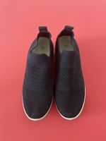 Damen Turnschuhe Grösse 37 dunkelblau guter Zustand