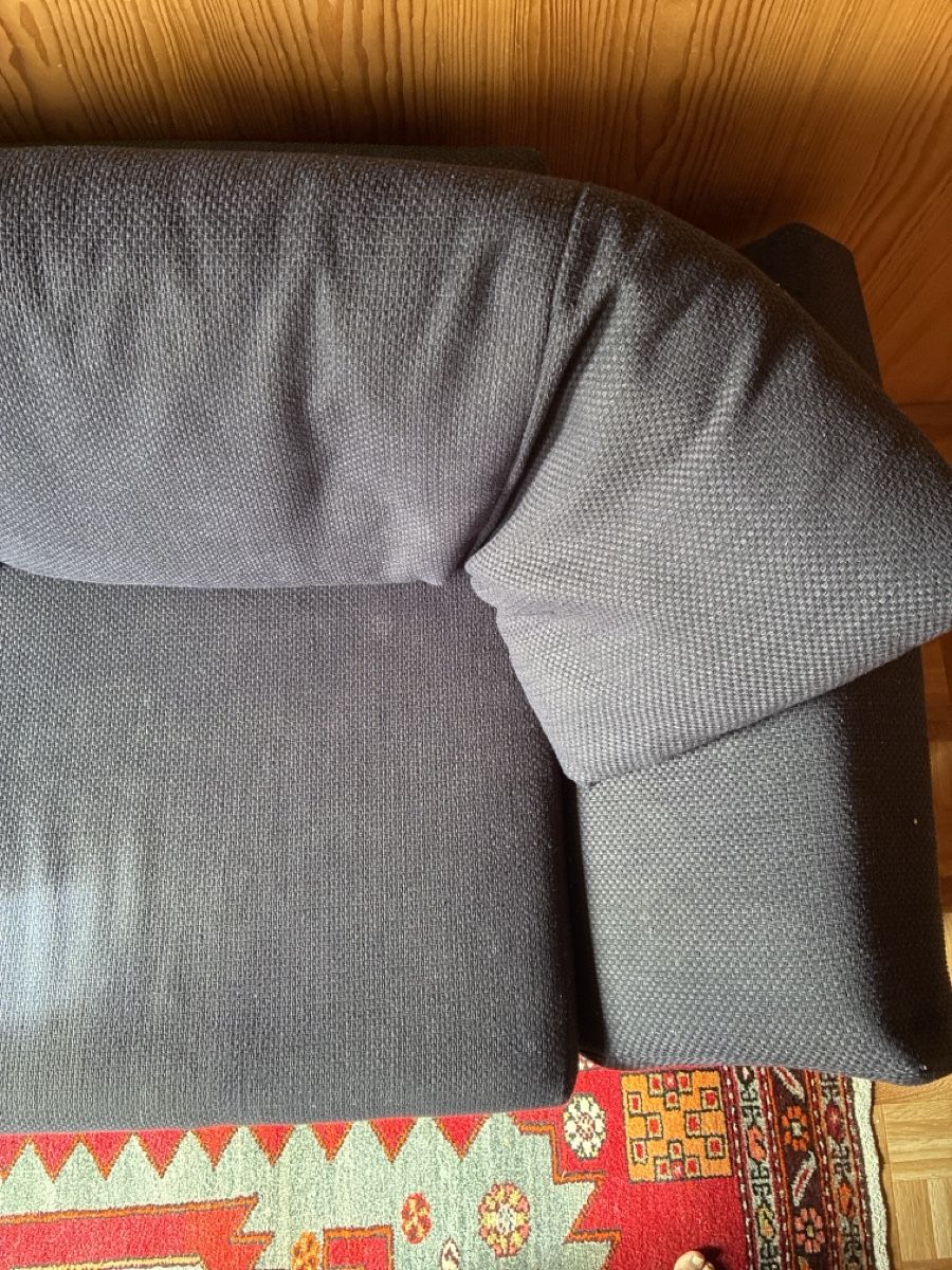 Sofas: Gratis Bettsofa, 2-3 Plätze – D'occasion à Oberburg par mar_hl2j 2