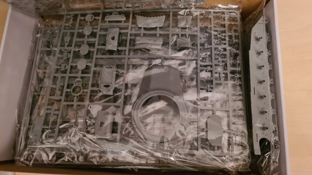 Kit Maquette Takom 2065 – Char Lourd Américain T30/34 2 En 1 – Modélisme Militaire Échelle Non Précise