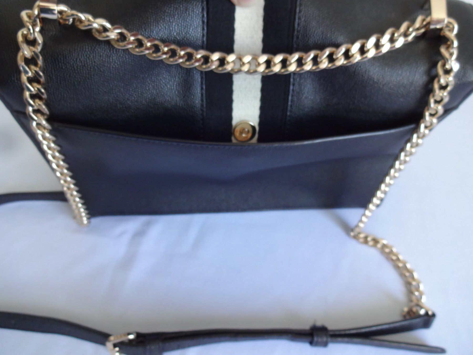 DKNY Borse da donna: *** DKNY *** Leder Umhängetasche – Nuovo (secondo la descrizione) da Frauenfeld venduto da Jahy 4