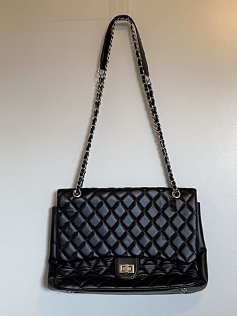 Grand sac à main matelassé style Chanel  — neuf