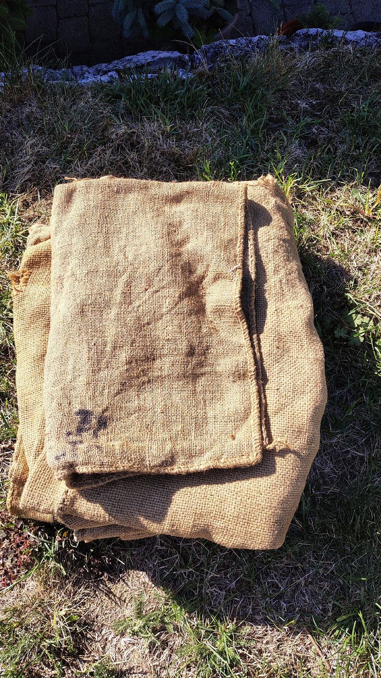 Tessuti: Jutesäcke fein gewoben ca. 6 Stk  – Usato da Stetten SH venduto da stetten5 8