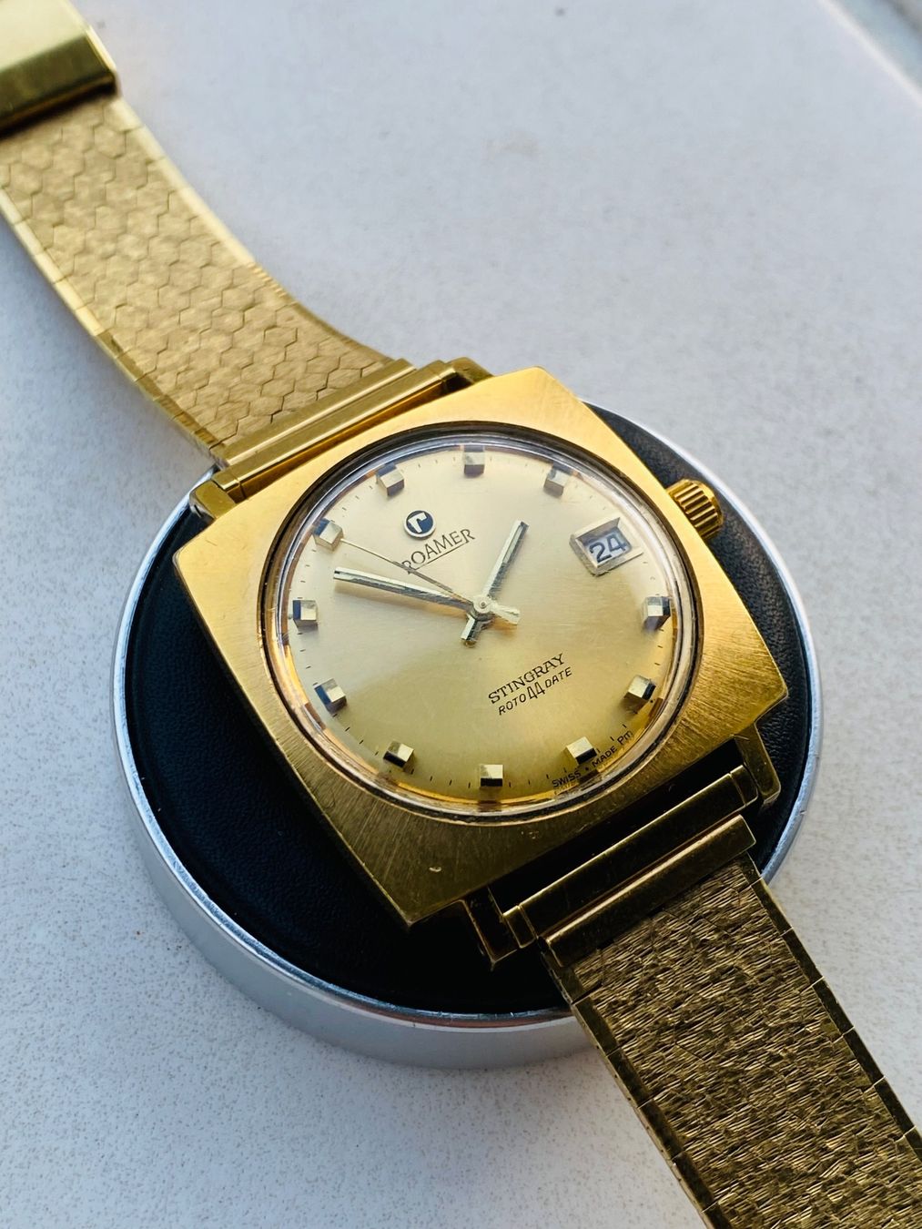 Roamer Uhren: Roamer Stingray Roto 44 Date - Gold nugget style – Gebraucht aus Küsnacht ZH von Pedramy 2