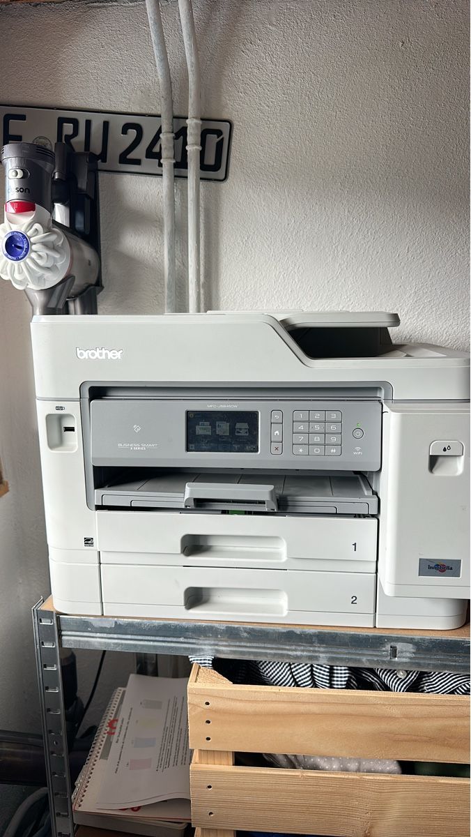 Brother Stampanti: Brother MFC-J6930DW Drucker Multifunktionsgerät – Usato da Eschenz venduto da Fel_f9z2
