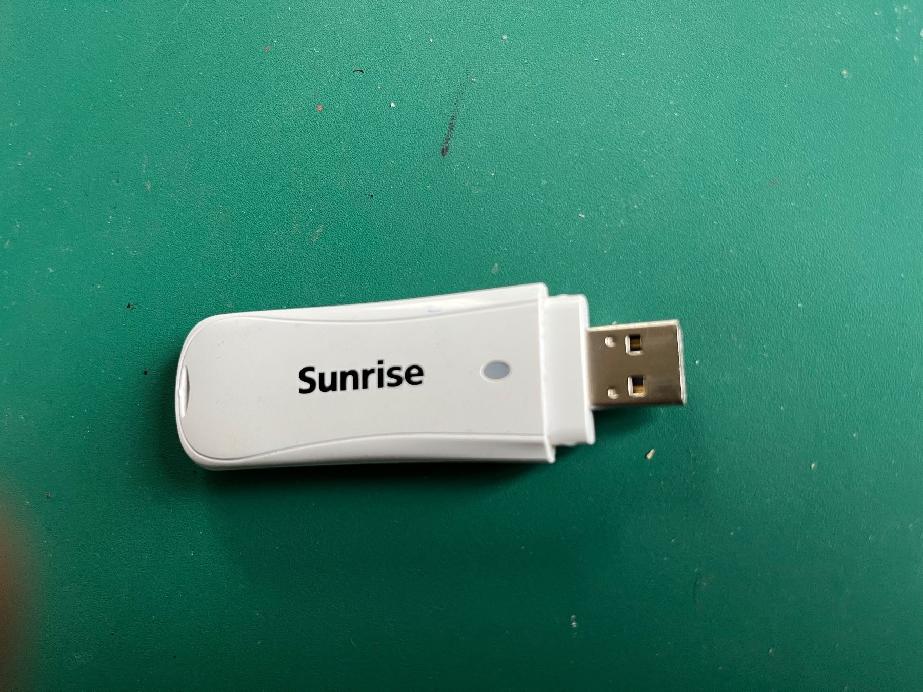 Chiavette USB: Sunrise USB Surfstick – Usato da Muttenz venduto da Bhuebi 1