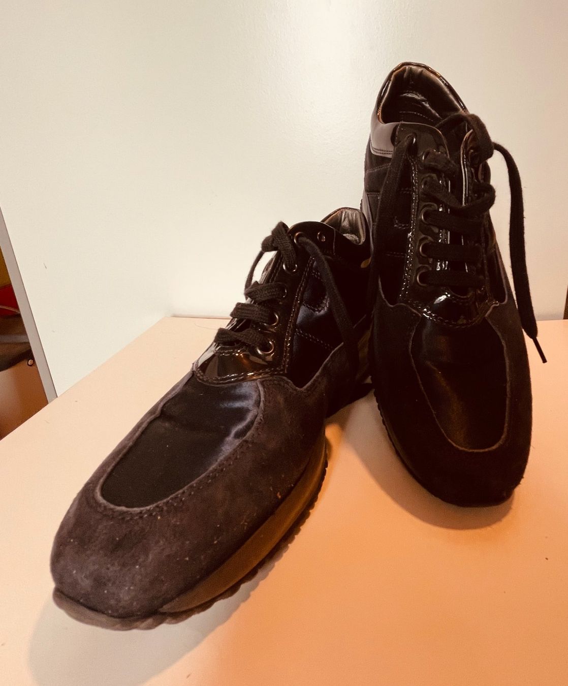 Hogan Scarpe da donna: Sneaker HOGAN Interactive, taille 36 - bleu foncé – Usato da Sugnens venduto da 555madison