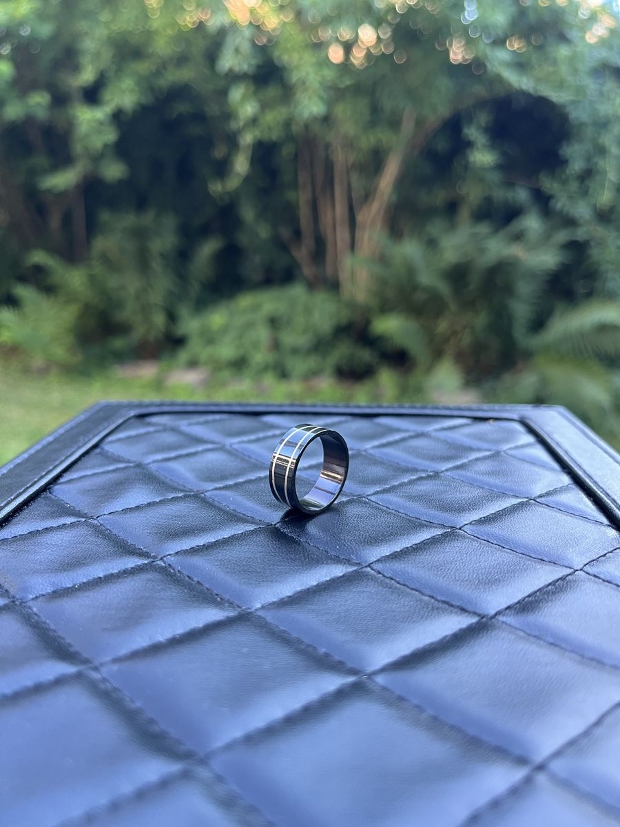 Ringe: Ring Schwarz-Silber-Optik Edelstahl 17mm Modeschmuck – Neu (gemäss Beschreibung) aus Tägerwilen von Alexander716