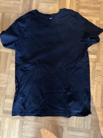 T-shirt noir H&M, taille 158/164