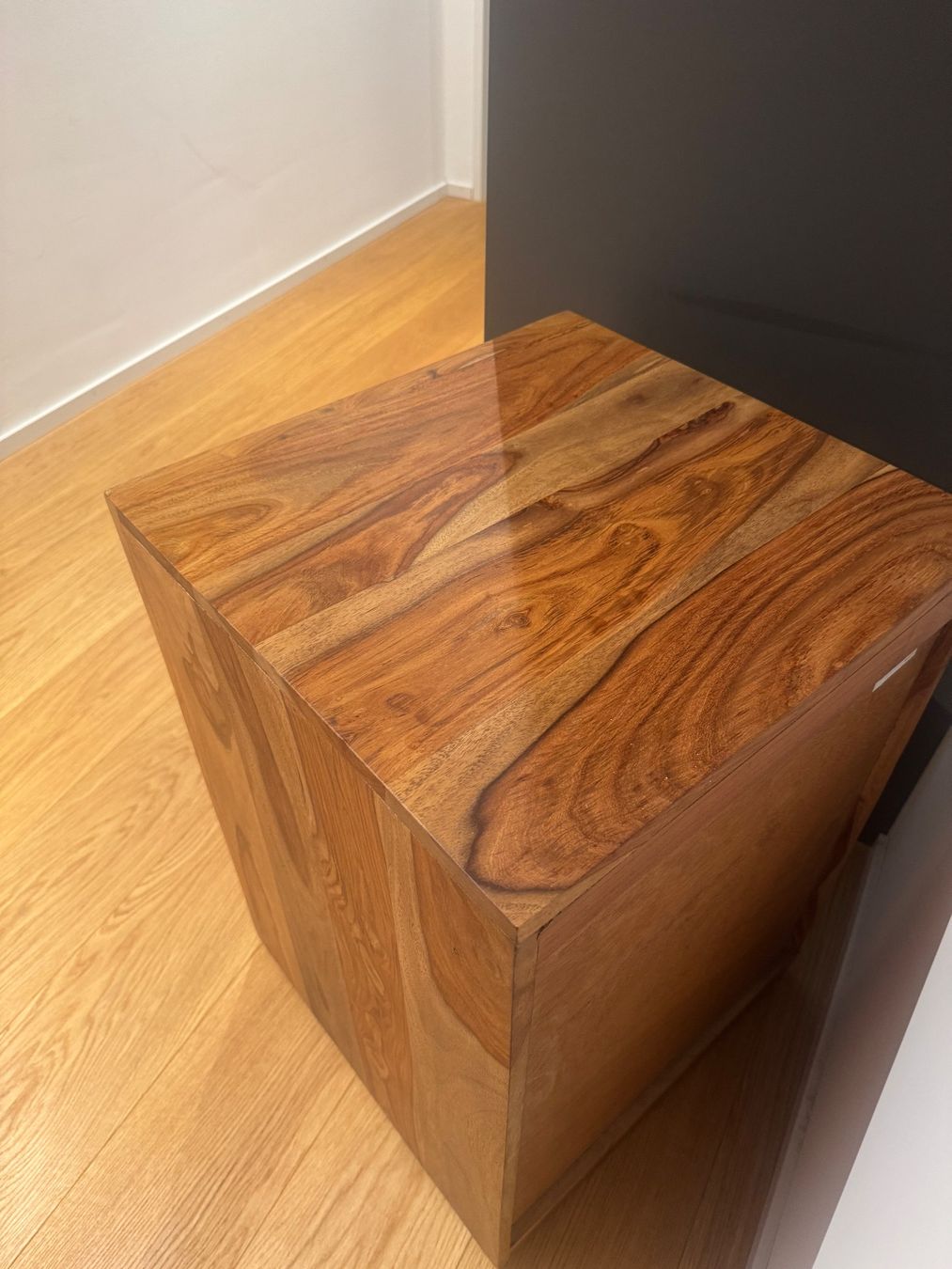 Commodes: Rosenholz Kommode, guter Zustand – D'occasion à Mönchaltorf par Mana123 2